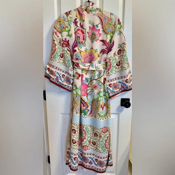 Zara Multicolor Patterned Robe - Picture 13 of 13